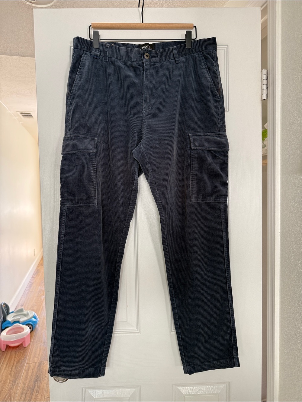 Scotch & Soda Men's Charcoal blue Corduroy Cargo Pants